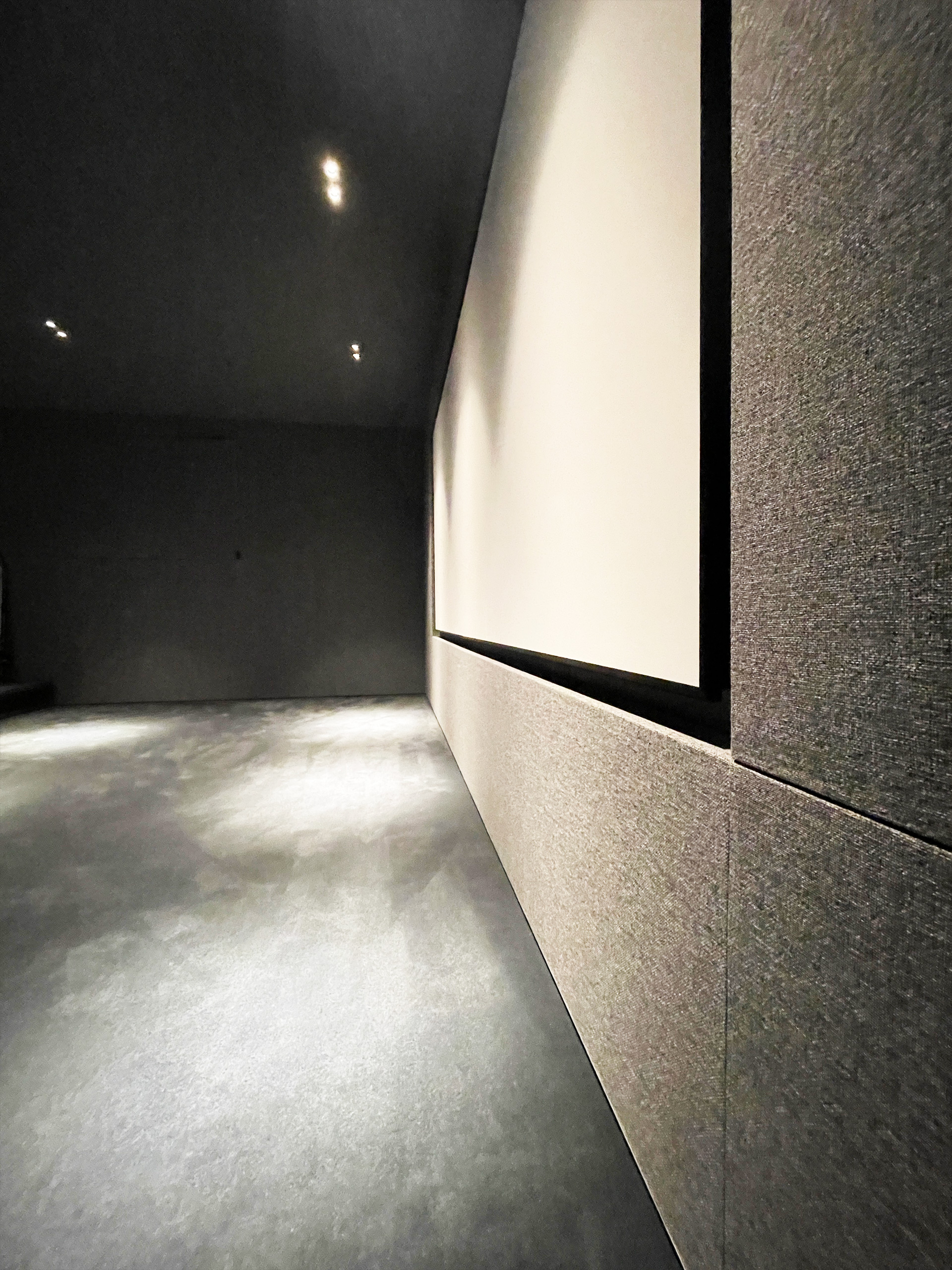 details-finitoon-mur-tissu-salle-cineama