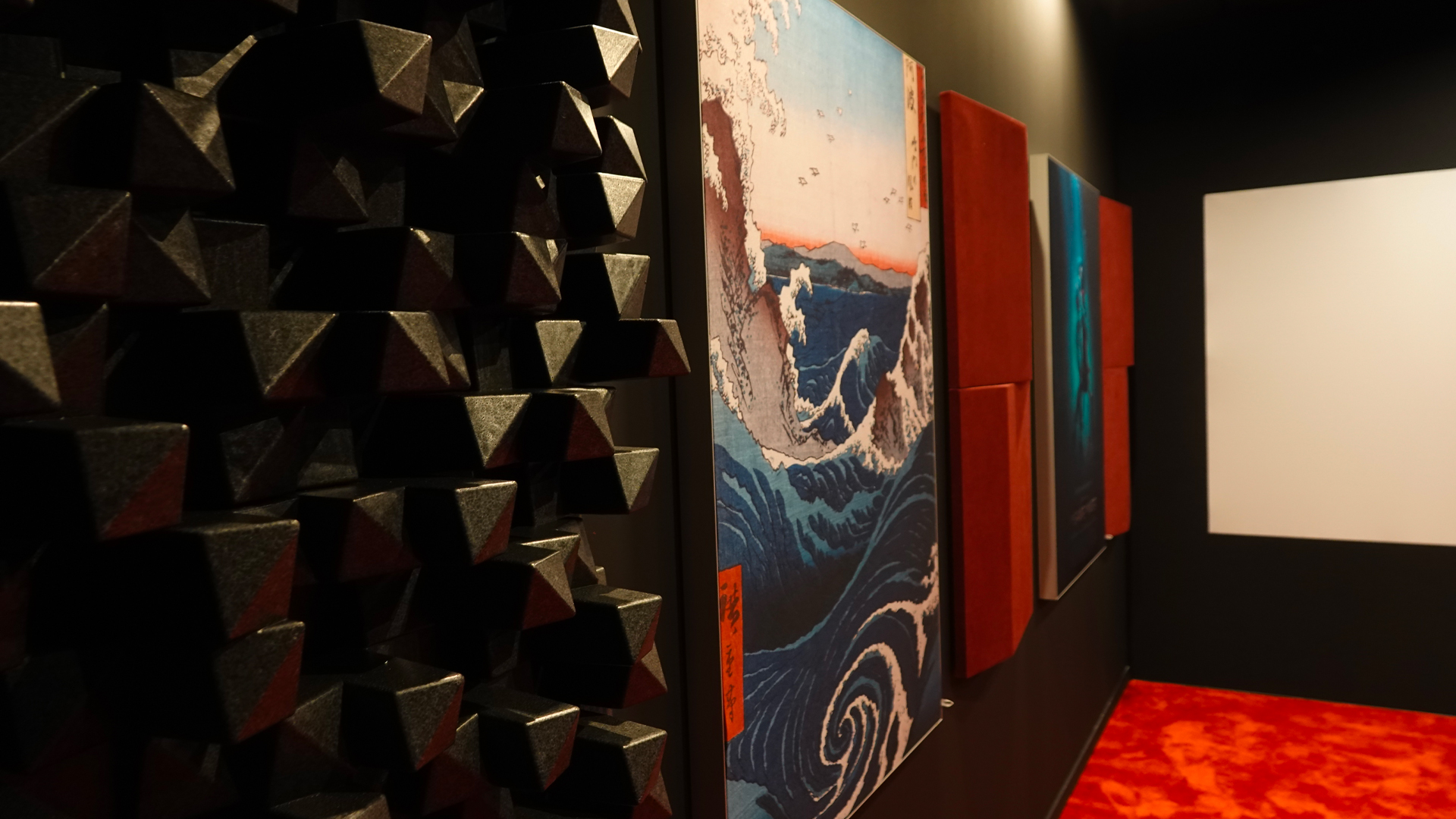 mur-acoustique-et-affiche-cinema